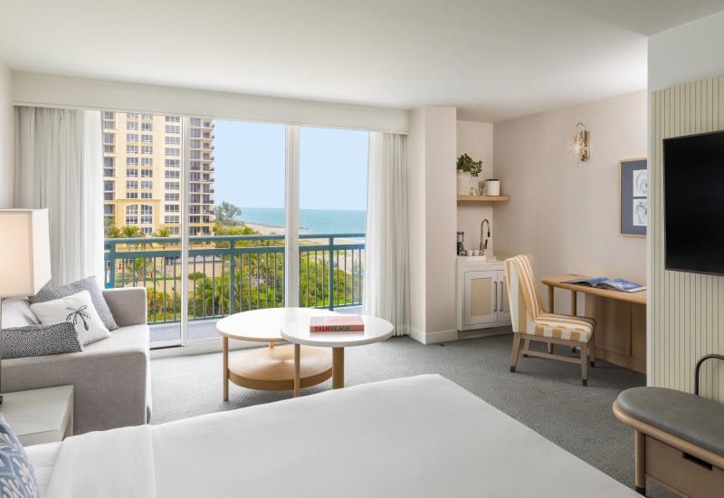 Elegant guest room with elegant decor at West Palm Beach Hotel.