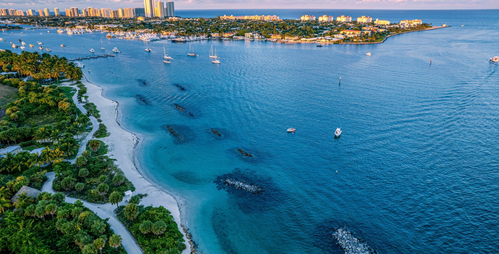 aerial photo of peanut island